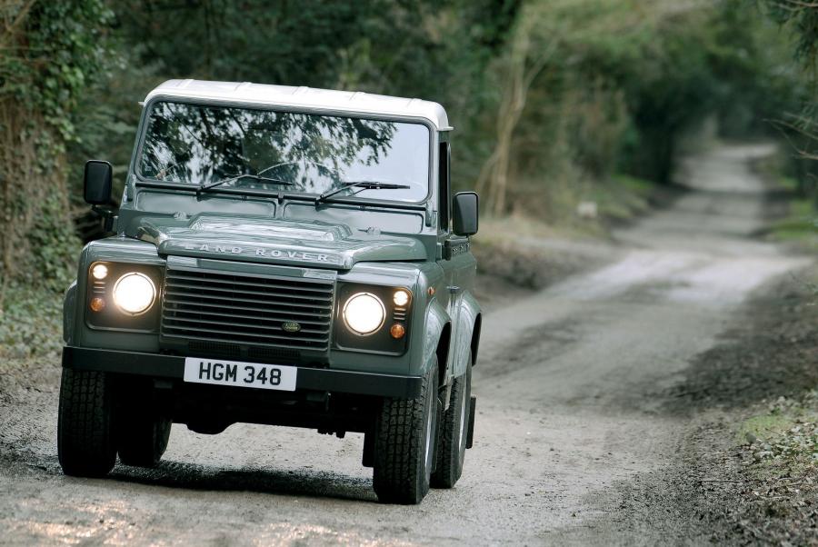  Land Rover Defender 2006 года  (фото 95 из 227)